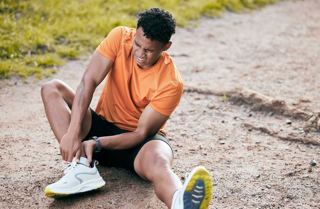 Sprains vs. Strains: What's the Difference?