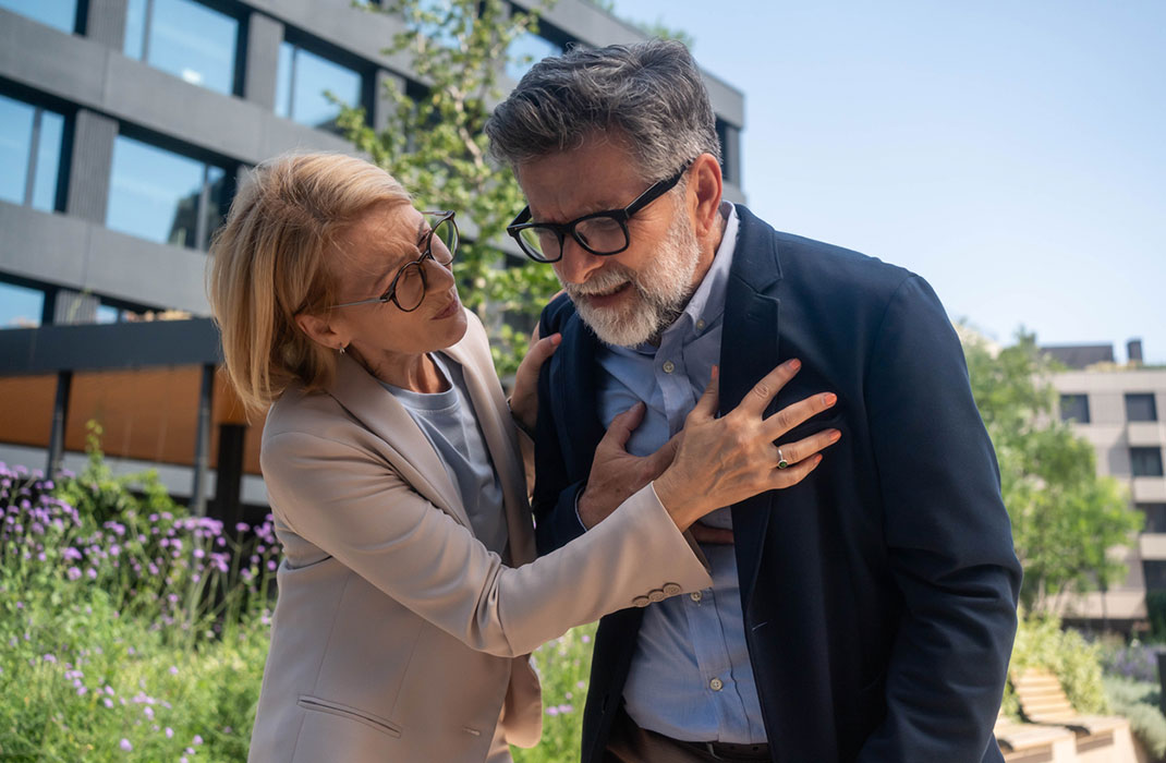 Cardiac Arrest vs. Heart Attack: Understand the Difference