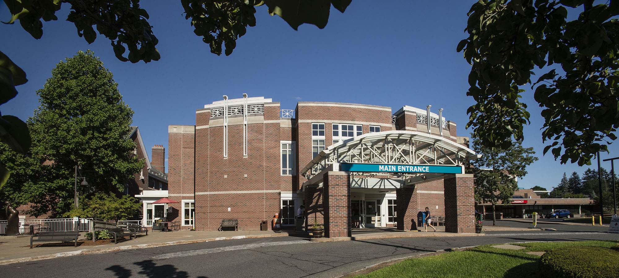 Main entrance Cooley Dickinson Hospital