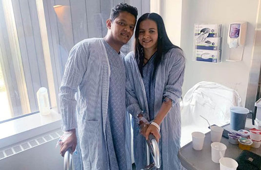Jesus and Teresa in the hospital following surgery