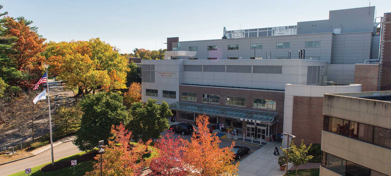 Newton-Wellesley Hospital building exterior