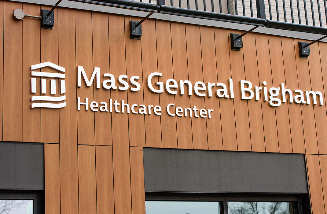 Exterior of Mass General Community Physicians Concord