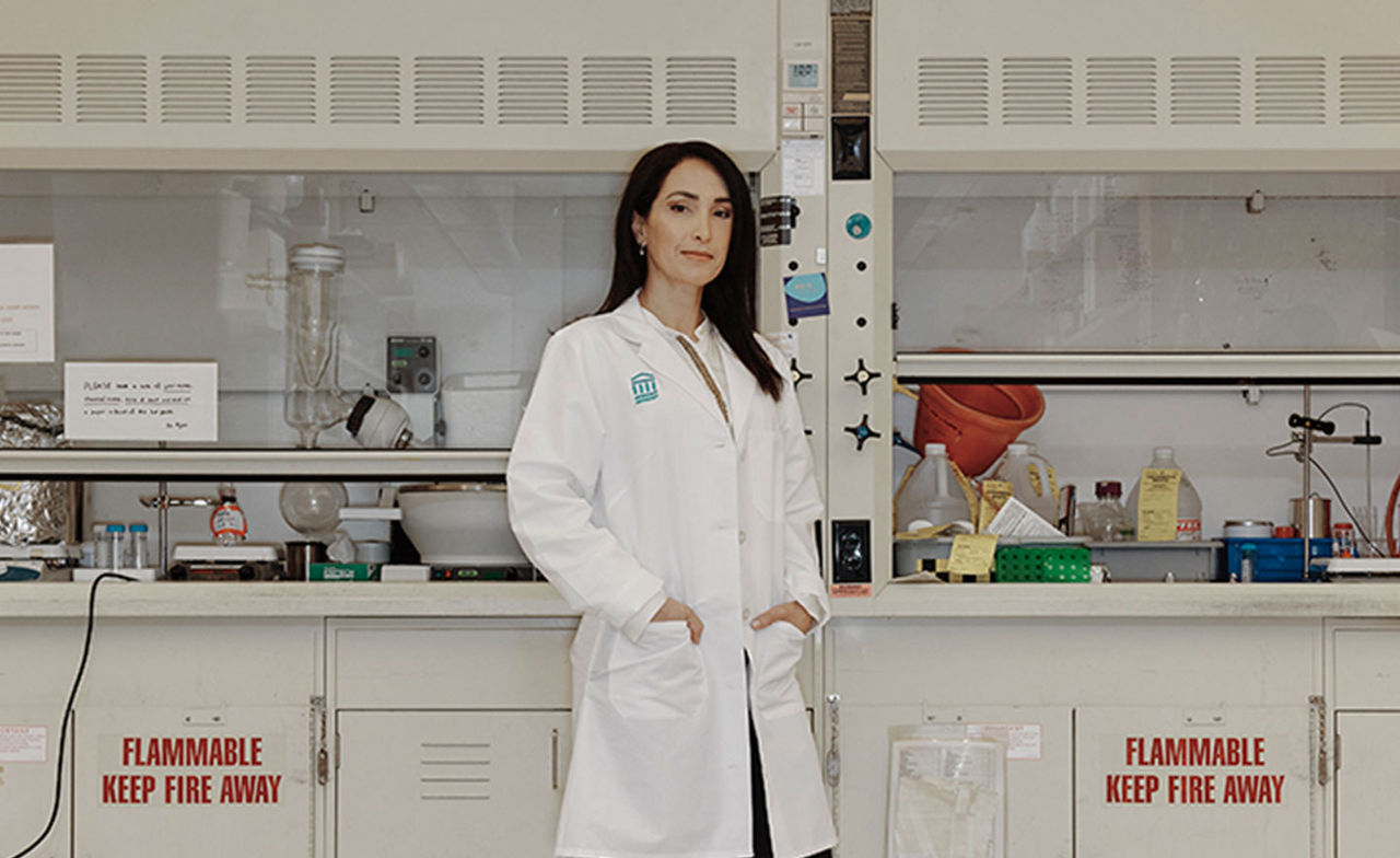 Natalie Artzi in Brigham and Women's lab