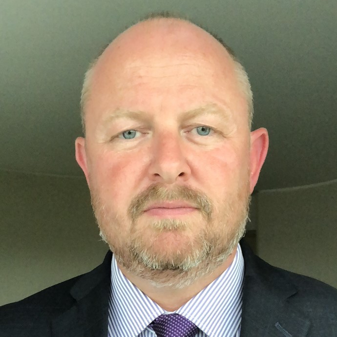 Steven Lockley headshot