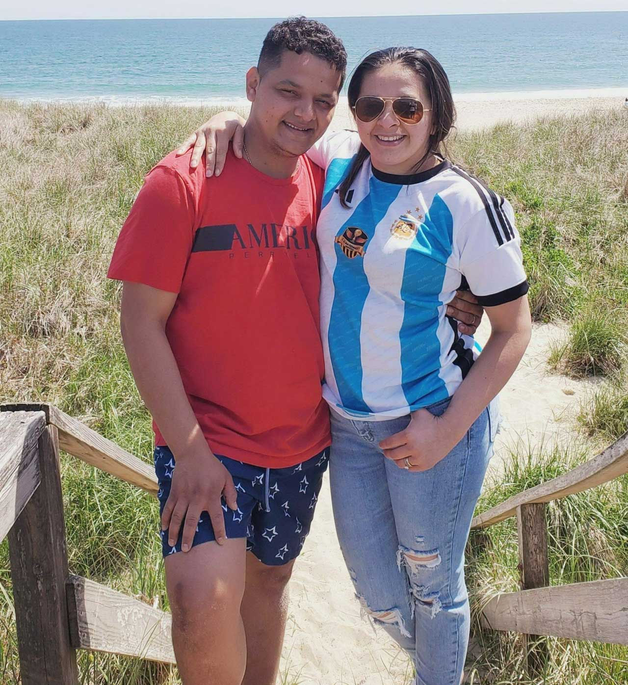 Jesús y Teresa en la playa