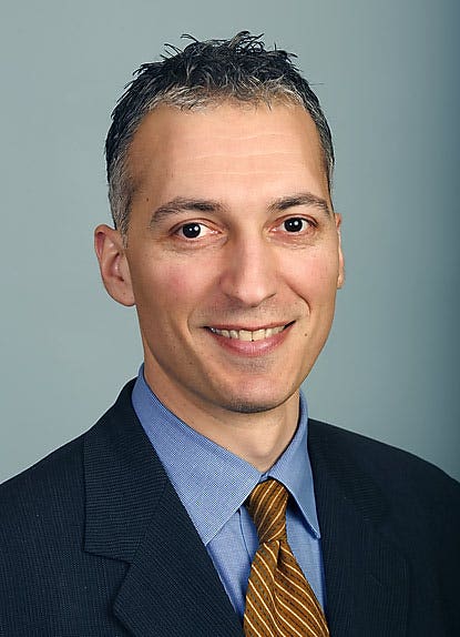 Dean Eliott, MD