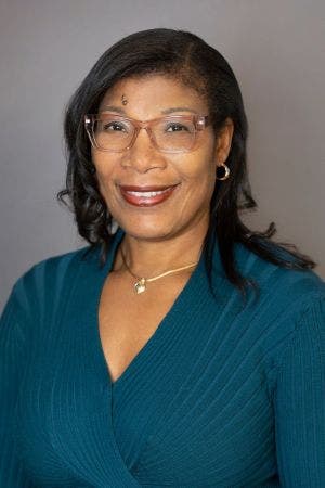 Pauline Smith 的肖像照